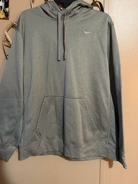 Nike Men’s Hoodie Pullover - Grey